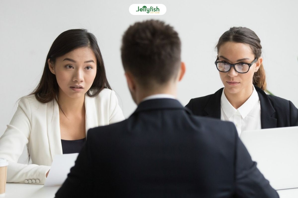 Công việc của bạn là gì tiếng Nhật
