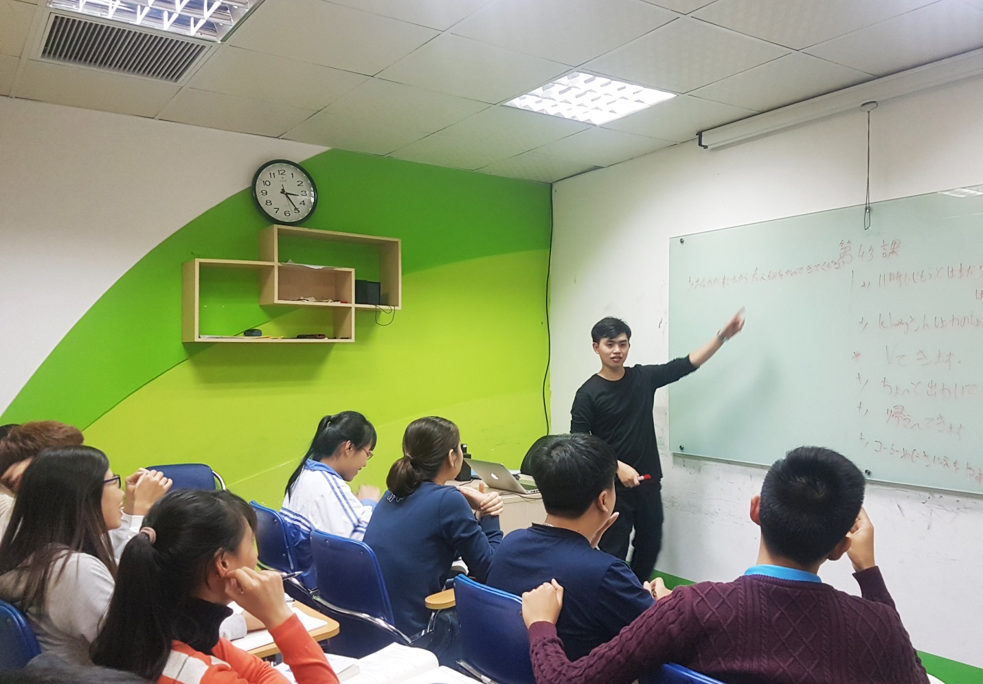 Một buổi học tiếng Nhật tại Jellyfish